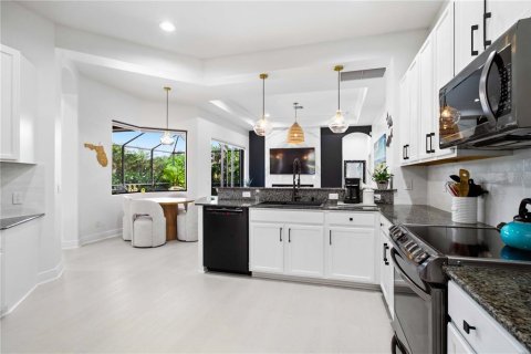Casa en venta en Sarasota, Florida, 4 dormitorios, 224.64 m2 № 2200149 - foto 11