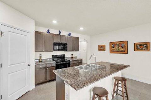 Casa en venta en Thonotosassa, Florida, 4 dormitorios, 170.38 m2 № 2227648 - foto 9