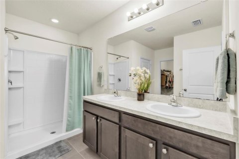 Casa en venta en Thonotosassa, Florida, 4 dormitorios, 170.38 m2 № 2227648 - foto 19
