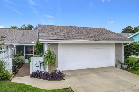 Duplex in New Smyrna Beach, Florida 2 bedrooms, 115.38 sq.m. № 1816888 - photo 3
