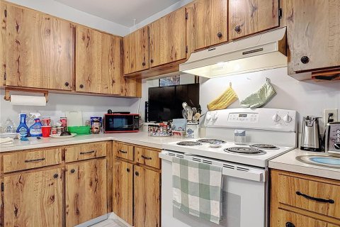 Duplex in New Smyrna Beach, Florida 2 bedrooms, 115.38 sq.m. № 1816888 - photo 15