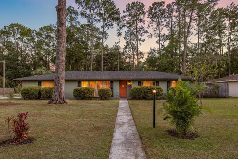 Casa en venta en Gainesville, Florida, 4 dormitorios, 182.27 m2 № 1912550 - foto 3