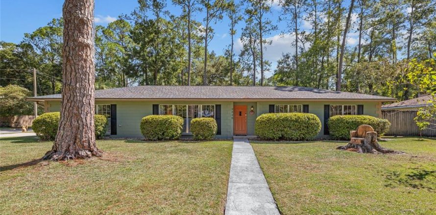 Casa en Gainesville, Florida 4 dormitorios, 182.27 m2 № 1912550
