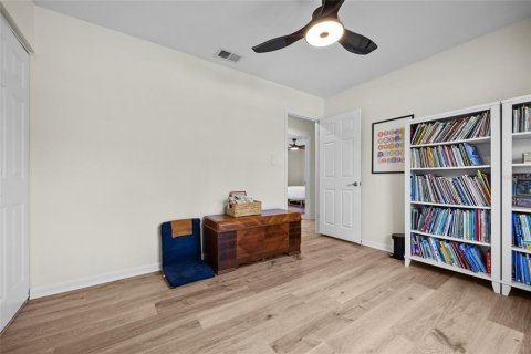 Casa en venta en Gainesville, Florida, 4 dormitorios, 182.27 m2 № 1912550 - foto 21