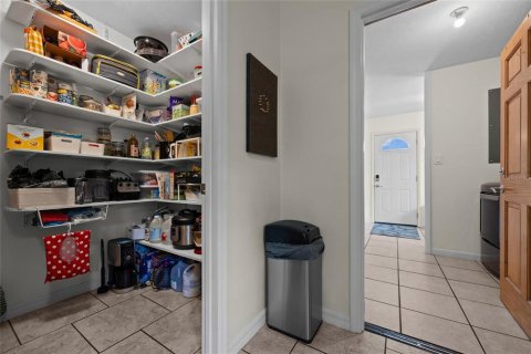 Casa en venta en Gainesville, Florida, 4 dormitorios, 182.27 m2 № 1912550 - foto 25