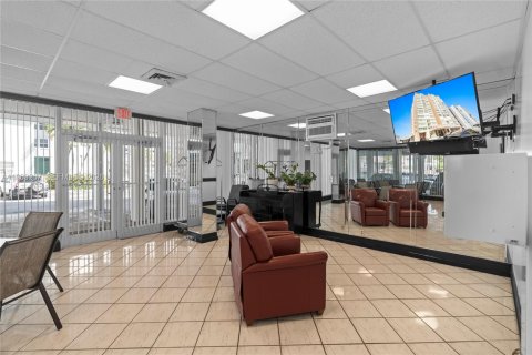 Купить кондоминиум в Холливуд, Флорида 2 спальни, 119.66м2, № 2025768 - фото 25