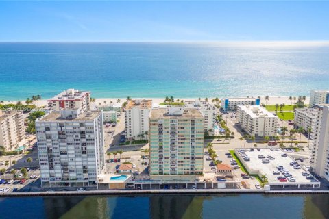 Купить кондоминиум в Холливуд, Флорида 2 спальни, 119.66м2, № 2025768 - фото 14