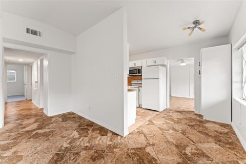 Casa en venta en Orlando, Florida, 3 dormitorios, 143.26 m2 № 1815132 - foto 18