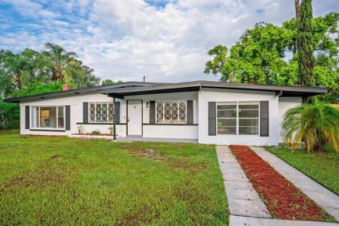 Casa en venta en Orlando, Florida, 3 dormitorios, 143.26 m2 № 1815132 - foto 2