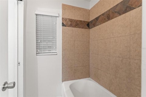 Casa en venta en Orlando, Florida, 3 dormitorios, 143.26 m2 № 1815132 - foto 28