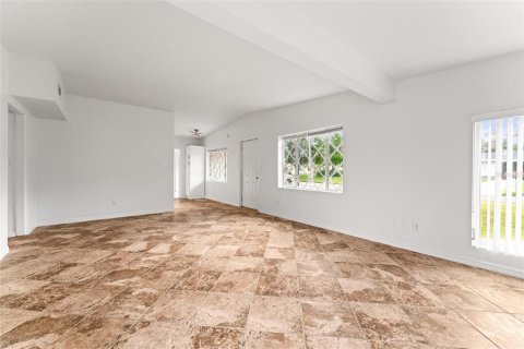 Casa en venta en Orlando, Florida, 3 dormitorios, 143.26 m2 № 1815132 - foto 17