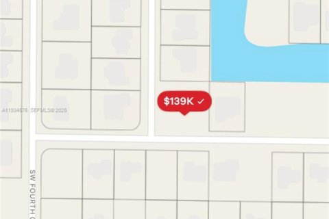 Купить земельный участок в Кейп-Корал, Флорида № 1992749 - фото 8