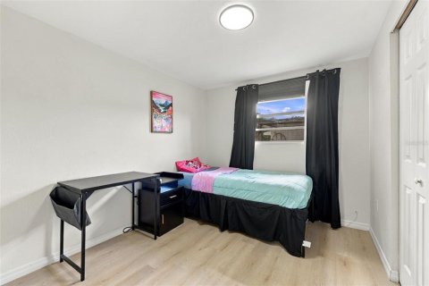 Casa en venta en Tampa, Florida, 4 dormitorios, 123 m2 № 2377971 - foto 18