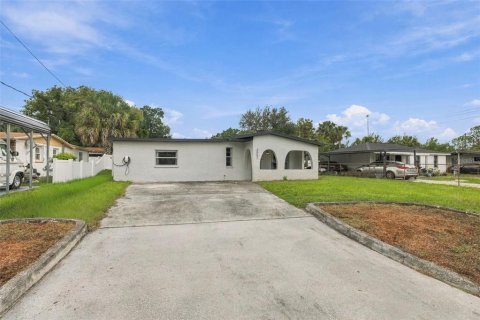 Casa en venta en Tampa, Florida, 4 dormitorios, 123 m2 № 2377971 - foto 2