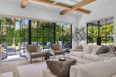 House in Hobe Sound, Florida 4 bedrooms, 321.26 sq.m. № 2003231 - photo 11