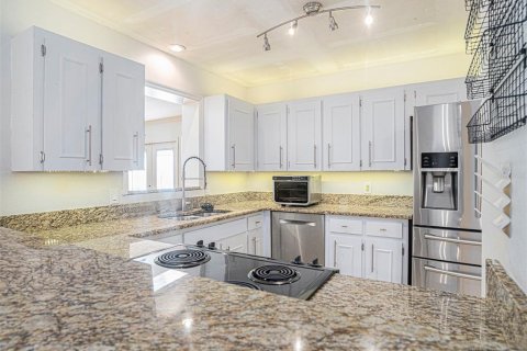 House in Lakeland, Florida 3 bedrooms, 222.5 sq.m. № 1743637 - photo 7