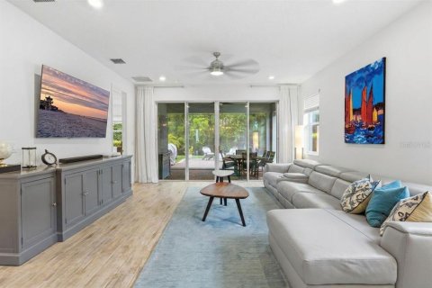 Villa ou maison à vendre à Clermont, Floride: 4 chambres, 218.88 m2 № 2306655 - photo 18