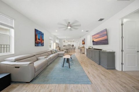 Villa ou maison à vendre à Clermont, Floride: 4 chambres, 218.88 m2 № 2306655 - photo 16