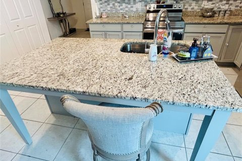 Villa ou maison à vendre à Mascotte, Floride: 4 chambres, 176.33 m2 № 2430735 - photo 9