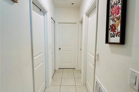 Villa ou maison à vendre à Mascotte, Floride: 4 chambres, 176.33 m2 № 2430735 - photo 25