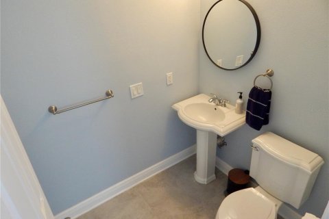 House in Port Richey, Florida 4 bedrooms, 341.14 sq.m. № 2210038 - photo 25