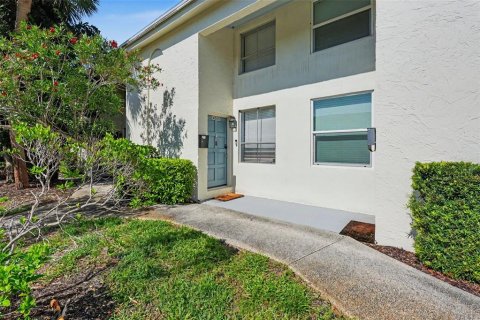 Townhouse in Tampa, Florida 2 bedrooms, 96.99 sq.m. № 2237971