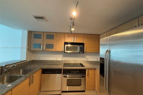 Купить кондоминиум в Майами, Флорида 1 спальня, 73.49м2, № 1958888 - фото 7