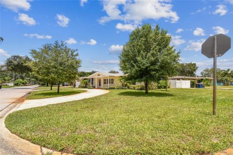 Casa en alquiler en Saint Petersburg, Florida, 3 dormitorios, 154.4 m2 № 1905303 - foto 16