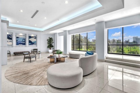 Купить кондоминиум в Авентура, Флорида 2 спальни, 107.49м2, № 1862091 - фото 21
