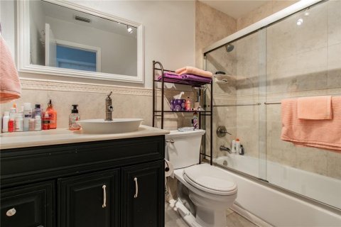 Condominio en alquiler en Tampa, Florida, 2 dormitorios, 73.11 m2 № 1918992 - foto 20