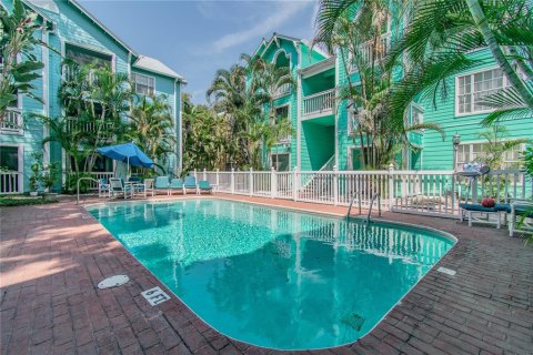 Condominio en alquiler en Tampa, Florida, 2 dormitorios, 73.11 m2 № 1918992 - foto 8