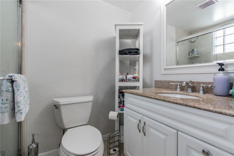 Condominio en alquiler en Tampa, Florida, 2 dormitorios, 73.11 m2 № 1918992 - foto 25