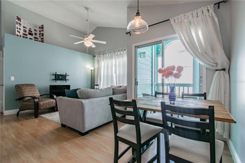 Condominio en alquiler en Tampa, Florida, 2 dormitorios, 73.11 m2 № 1918992 - foto 28