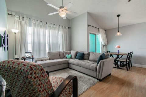 Condominio en alquiler en Tampa, Florida, 2 dormitorios, 73.11 m2 № 1918992 - foto 26