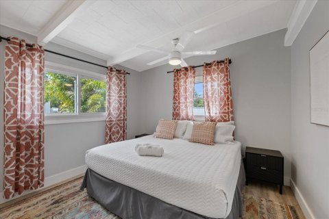 House in Tampa, Florida 2 bedrooms, 82.5 sq.m. № 1636646 - photo 17