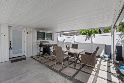 House in Tampa, Florida 2 bedrooms, 82.5 sq.m. № 1636646 - photo 19