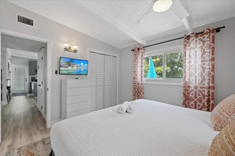House in Tampa, Florida 2 bedrooms, 82.5 sq.m. № 1636646 - photo 18