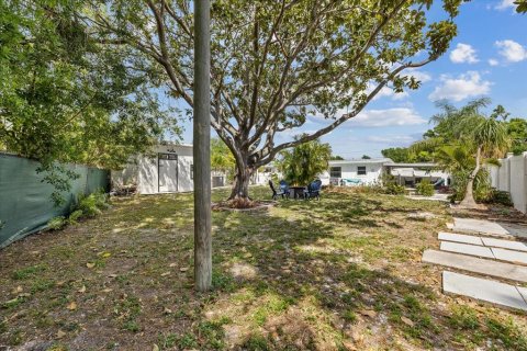 House in Tampa, Florida 2 bedrooms, 82.5 sq.m. № 1636646 - photo 26