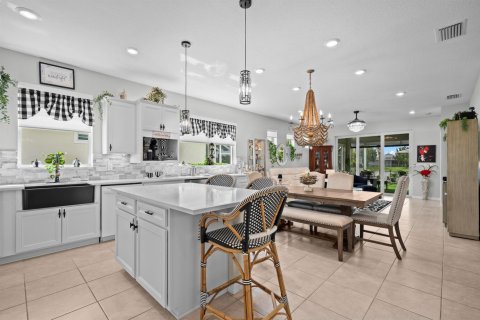 Villa ou maison à vendre à Port St. Lucie, Floride: 2 chambres, 146.69 m2 № 2431587 - photo 7