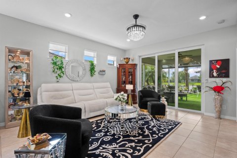 Villa ou maison à vendre à Port St. Lucie, Floride: 2 chambres, 146.69 m2 № 2431587 - photo 12