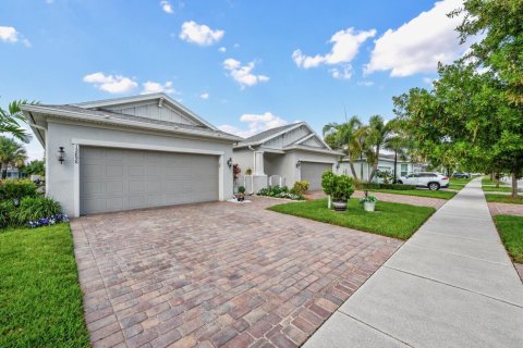 Villa ou maison à vendre à Port St. Lucie, Floride: 2 chambres, 146.69 m2 № 2431587 - photo 3