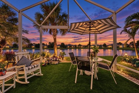 Villa ou maison à vendre à Port St. Lucie, Floride: 2 chambres, 146.69 m2 № 2431587 - photo 27