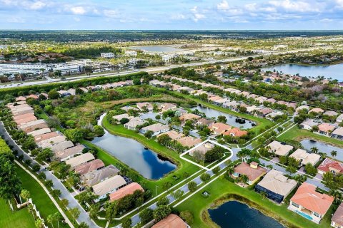 Villa ou maison à vendre à Wellington, Floride: 3 chambres, 229.75 m2 № 2084593 - photo 5