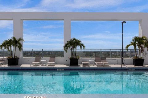 Condominio en venta en Orlando, Florida, 2 dormitorios, 185.8 m2 № 2359339 - foto 23