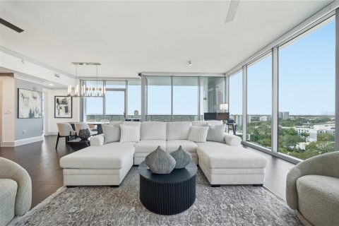 Condominio en venta en Orlando, Florida, 2 dormitorios, 185.8 m2 № 2359339 - foto 3