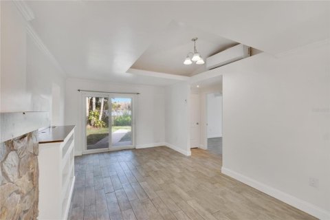 Casa en venta en Land O' Lakes, Florida, 3 dormitorios, 161.46 m2 № 1512050 - foto 5