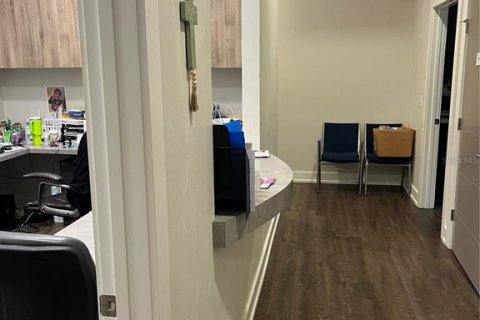 Propiedad comercial en alquiler en Newberry, Florida, 333.43 m2 № 1845414 - foto 9