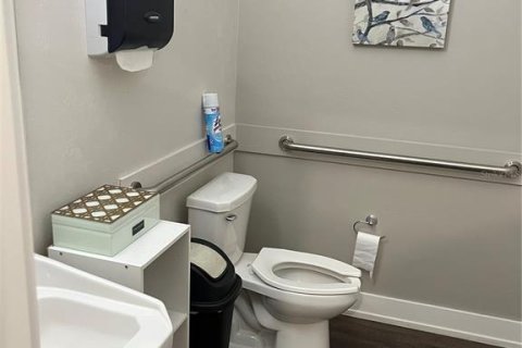 Propiedad comercial en alquiler en Newberry, Florida, 333.43 m2 № 1845414 - foto 16