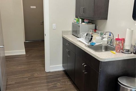 Propiedad comercial en alquiler en Newberry, Florida, 333.43 m2 № 1845414 - foto 6