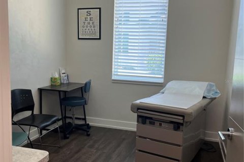 Propiedad comercial en alquiler en Newberry, Florida, 333.43 m2 № 1845414 - foto 12